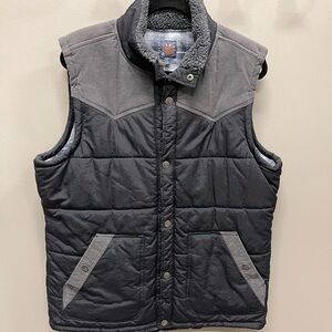 Moonshine spirit Men's Dark Gray Quilted Vest